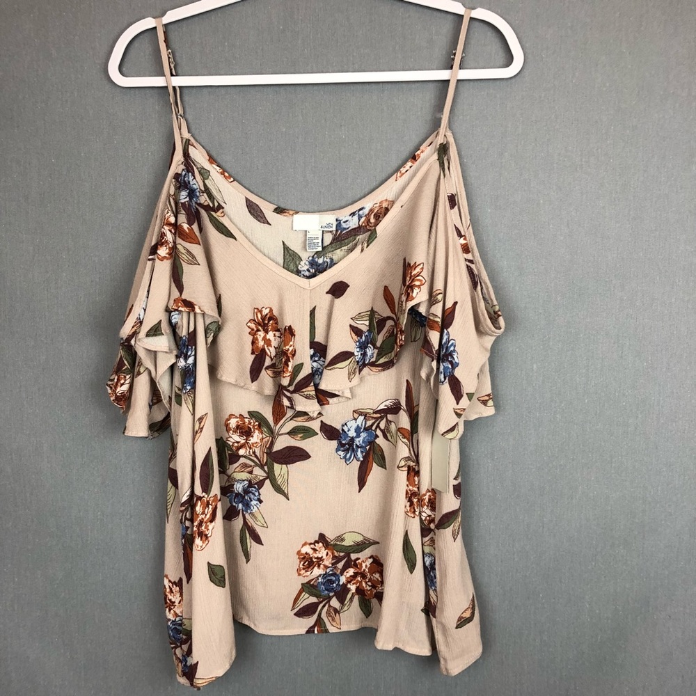 NWT 14th & Union flutter sleeve cold shoulder cami - Picture 4 of 8